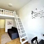 Cooles Apartment Oida